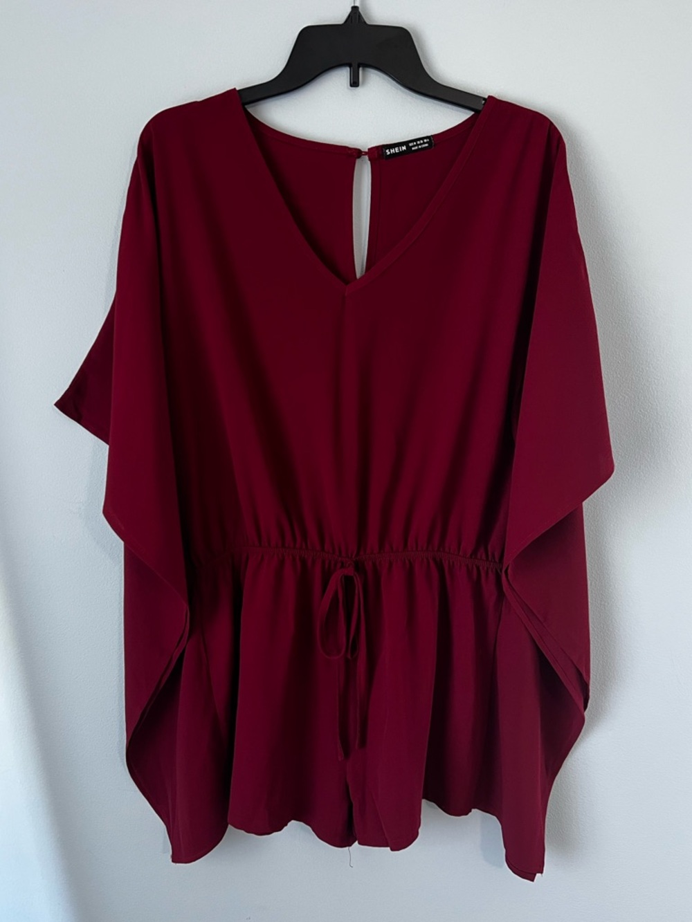 Women’s Batwing Sleeve Keyhole Back Romper, Medium